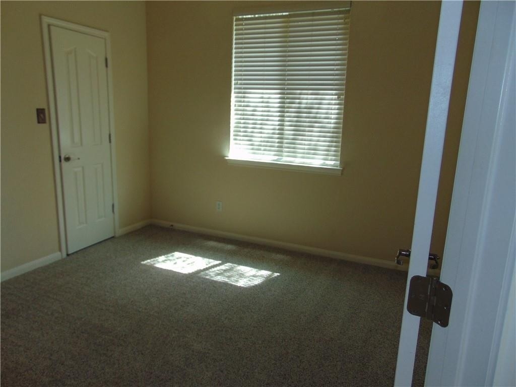 11904  Quassia Dr - Photo 21