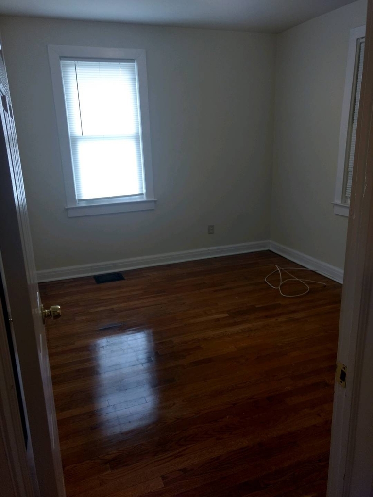 1102 Second Street - Photo 3