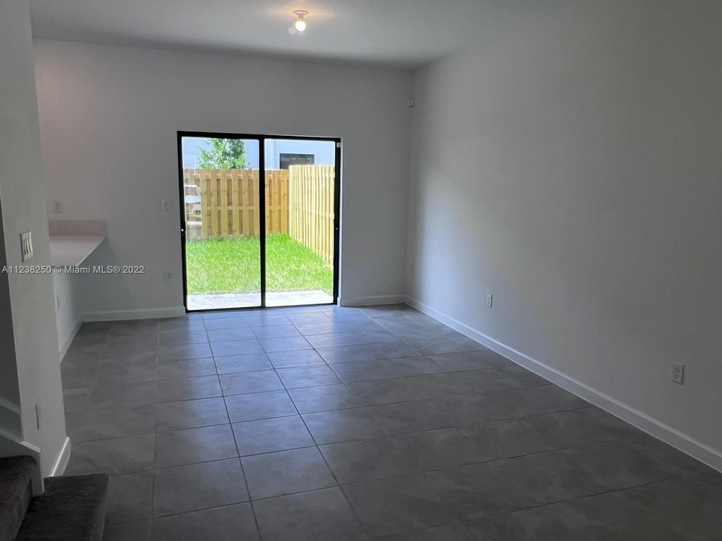 11847 Sw 246 Terr - Photo 3