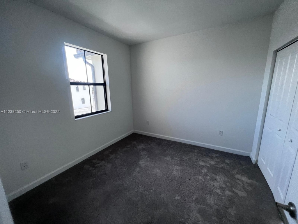 11847 Sw 246 Terr - Photo 9