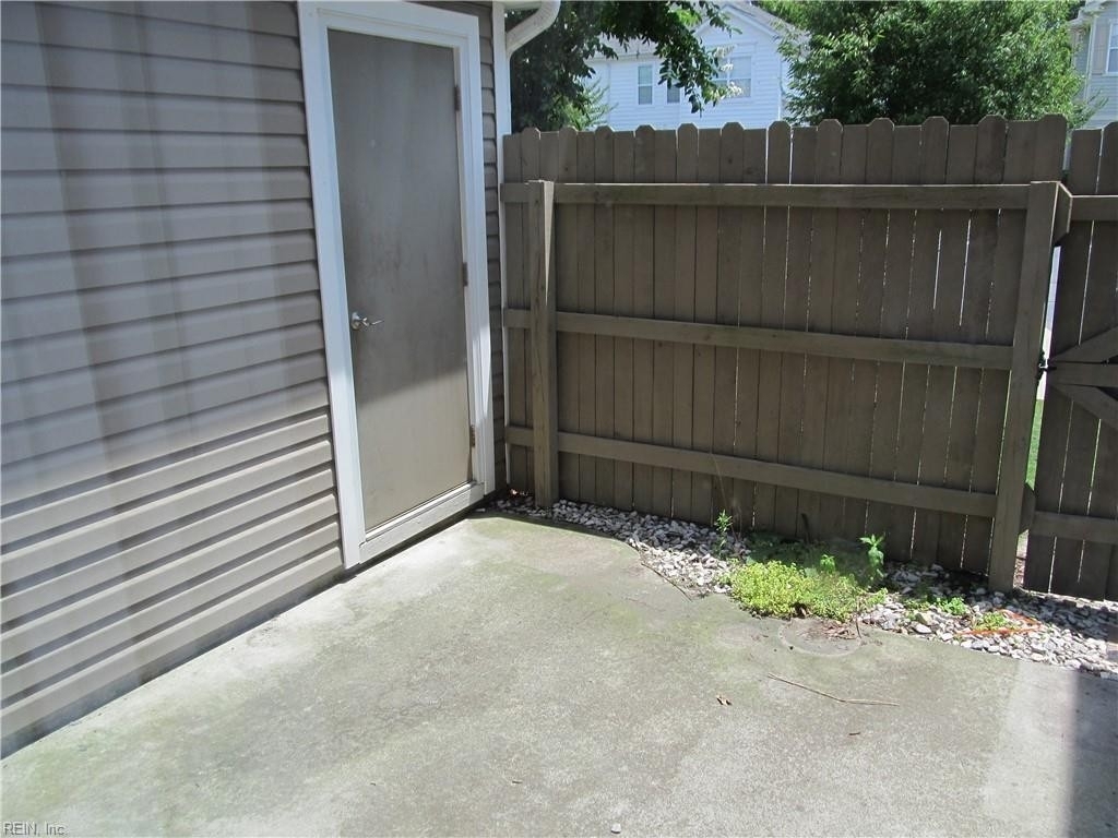 4342 Farringdon Way - Photo 14