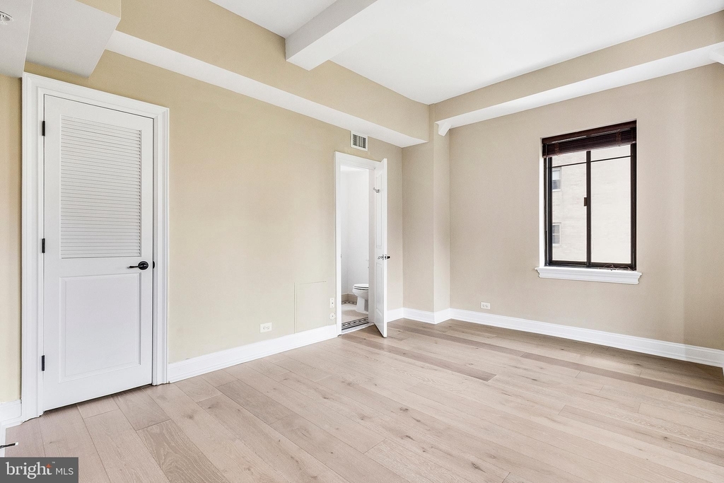 222 W Rittenhouse Square - Photo 14