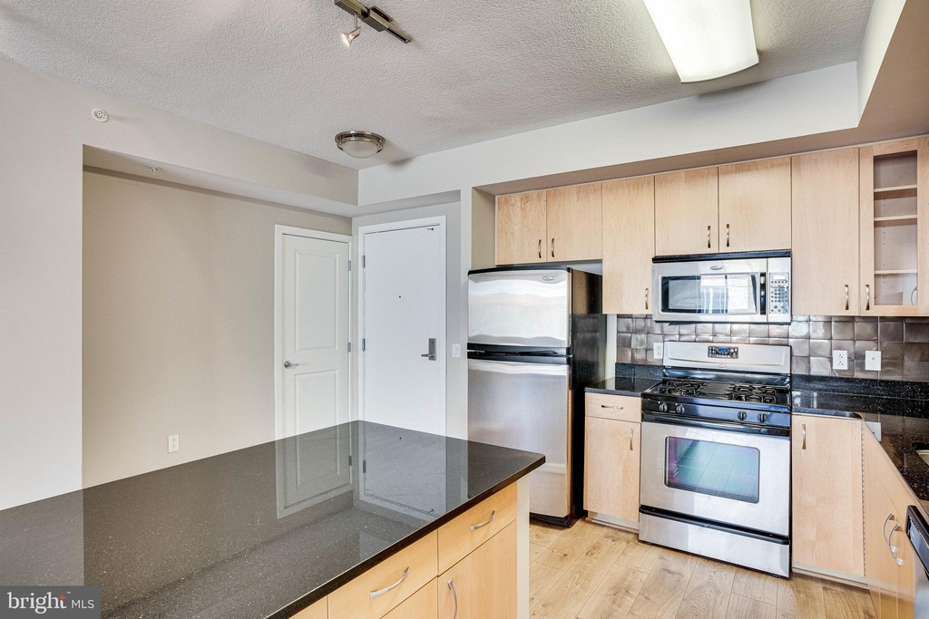 440 L Street Nw - Photo 44