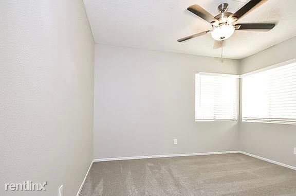 4013 Compress Rose Way - Photo 6