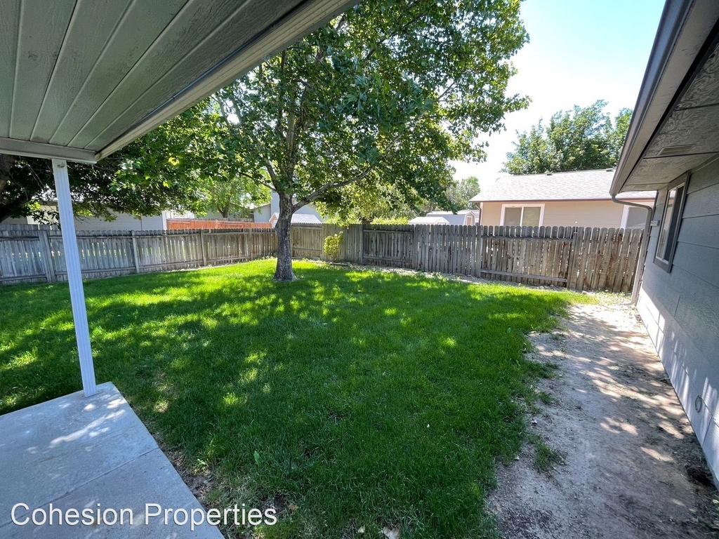 2074 Nw 8th Street - Photo 18