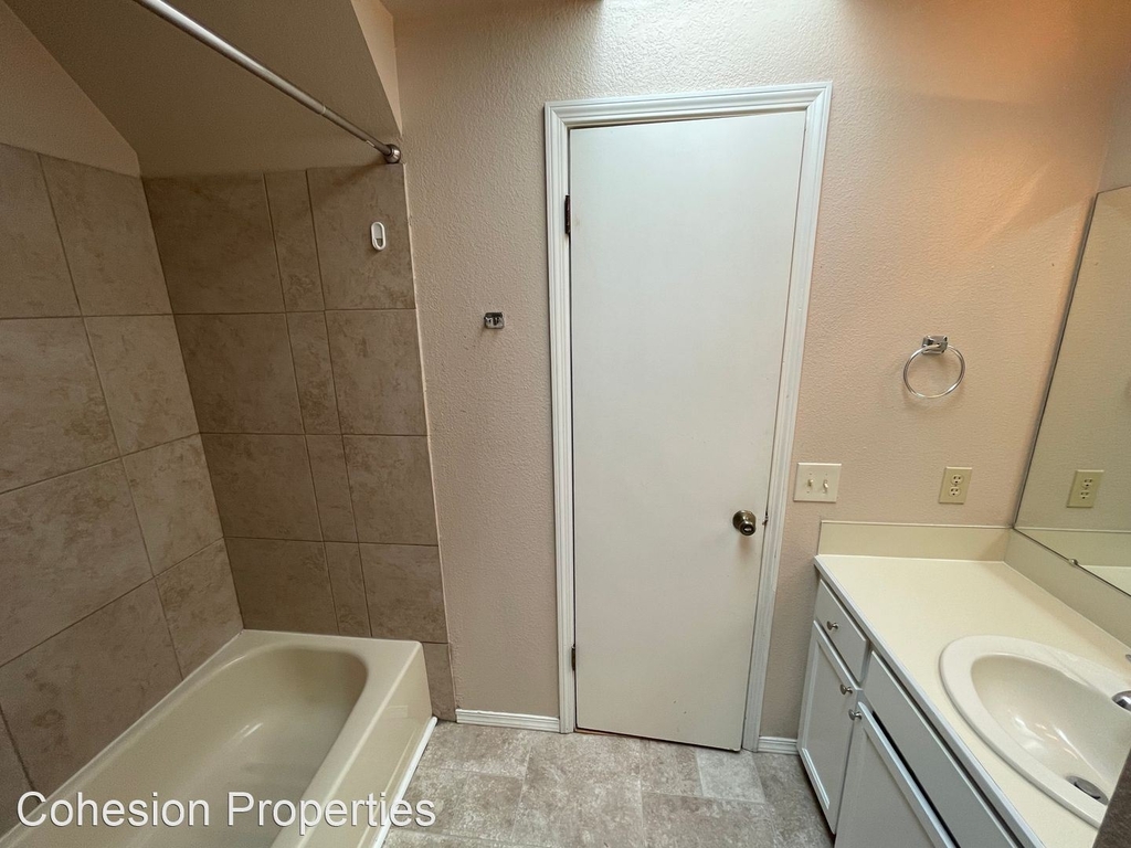 2074 Nw 8th Street - Photo 22