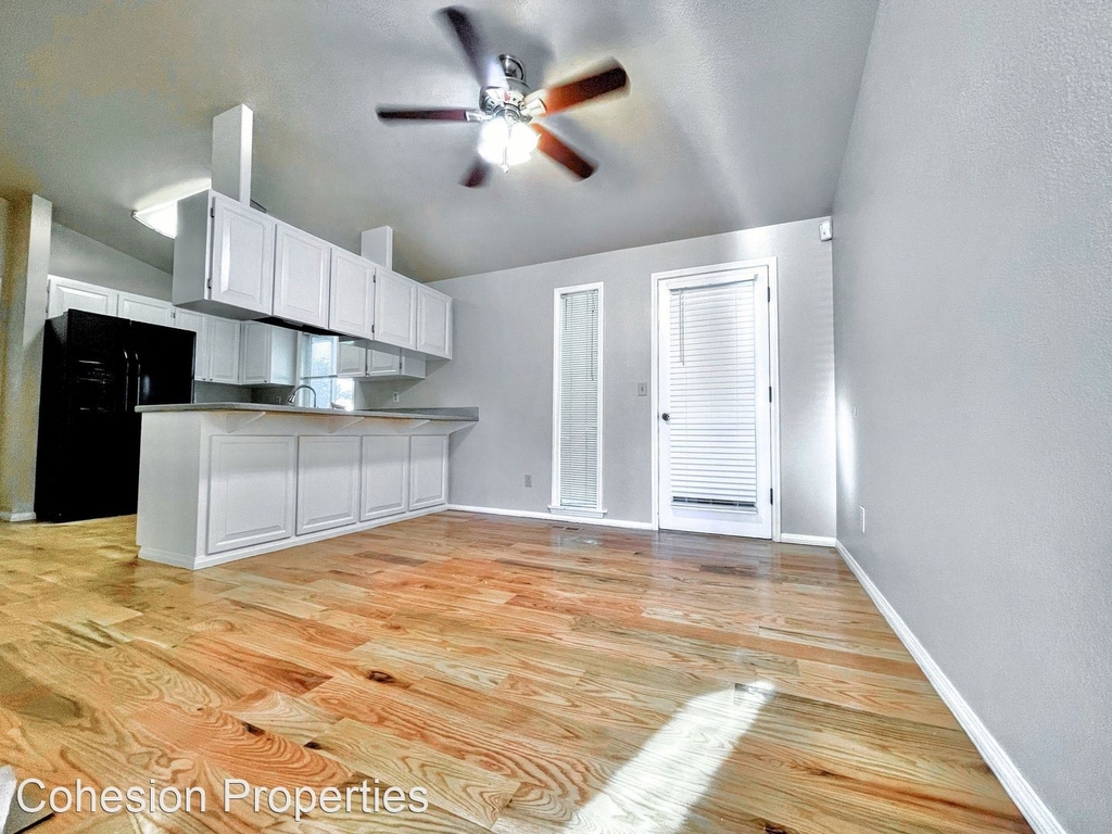 2074 Nw 8th Street - Photo 2