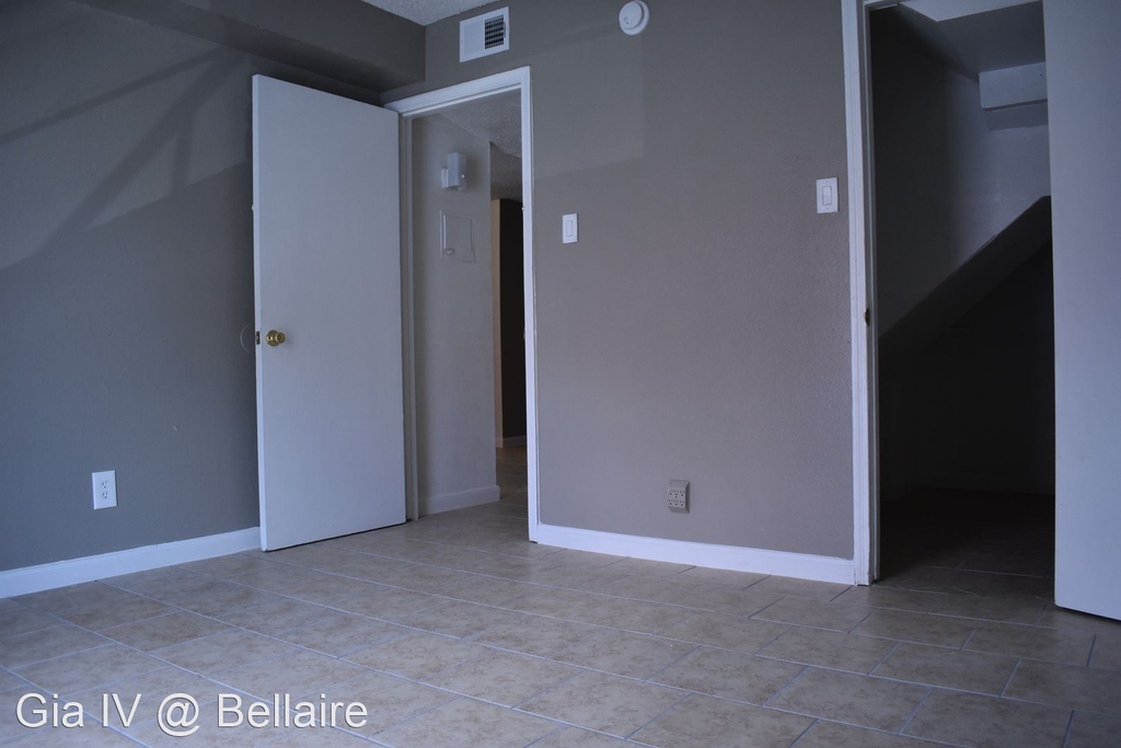 6120 Bellaire Blvd. - Photo 4