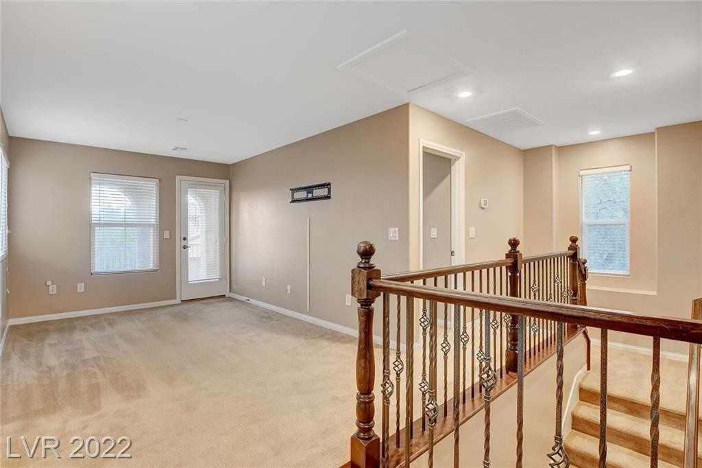 620 Apricot Rose Place - Photo 18