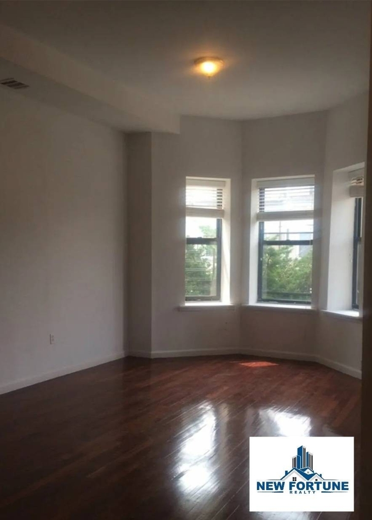 1531  Union Street - Photo 1