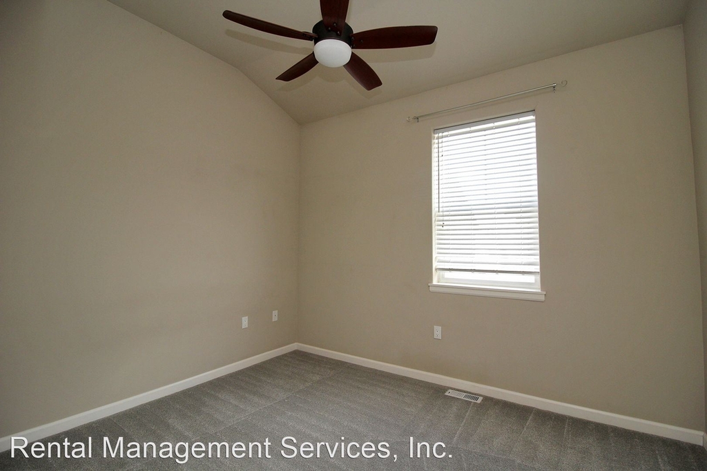 10945 Sw 130th Ave - Photo 24