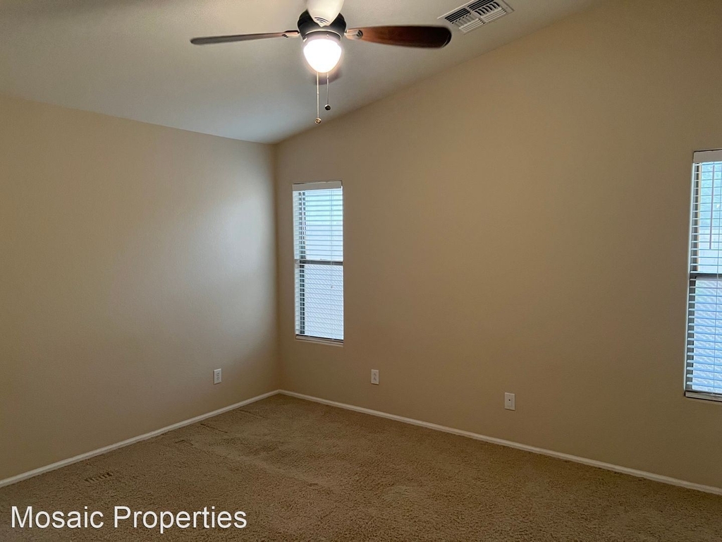 42611 W. Anne Lane - Photo 17