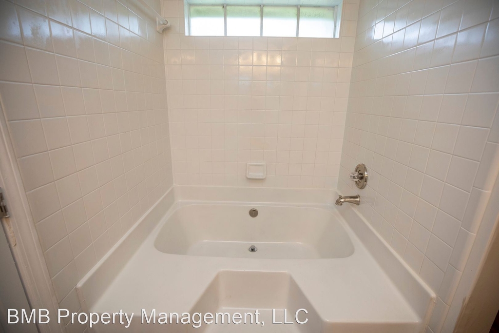 908 Mister Lake Court - Photo 23