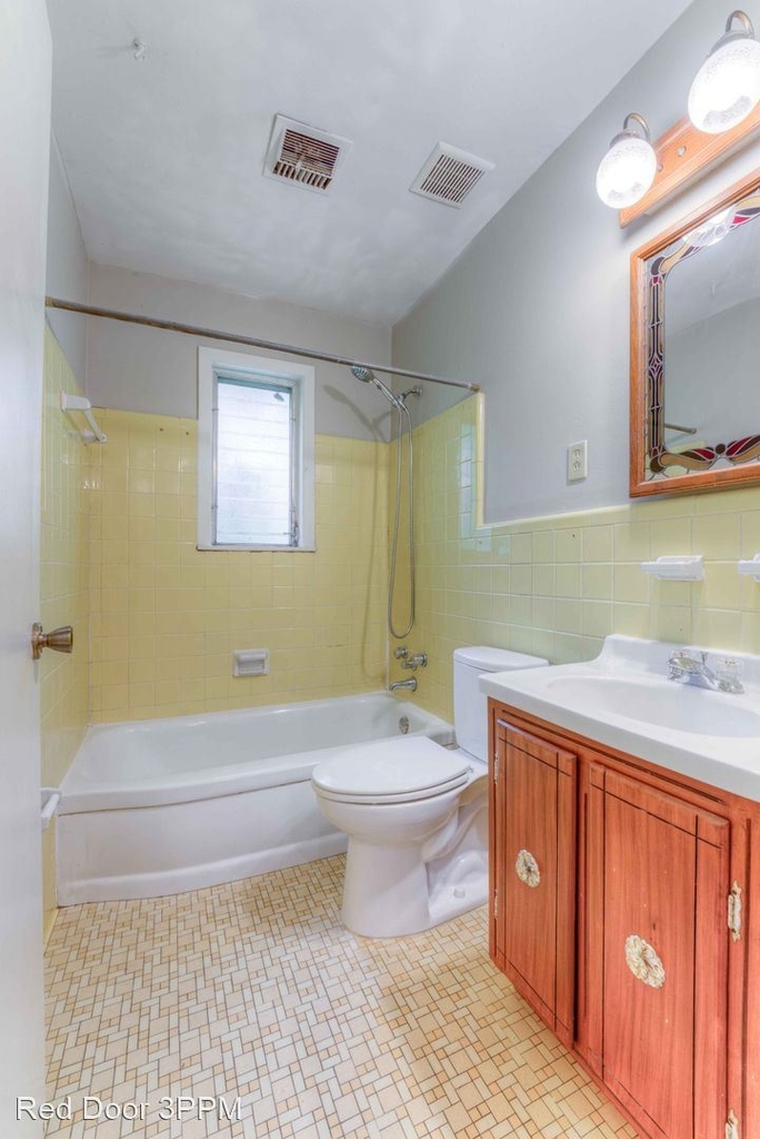 5127 Whiteway Dr - Photo 3