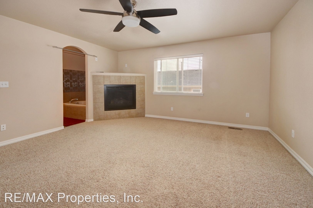 11590 Hibiscus Ln - Photo 6