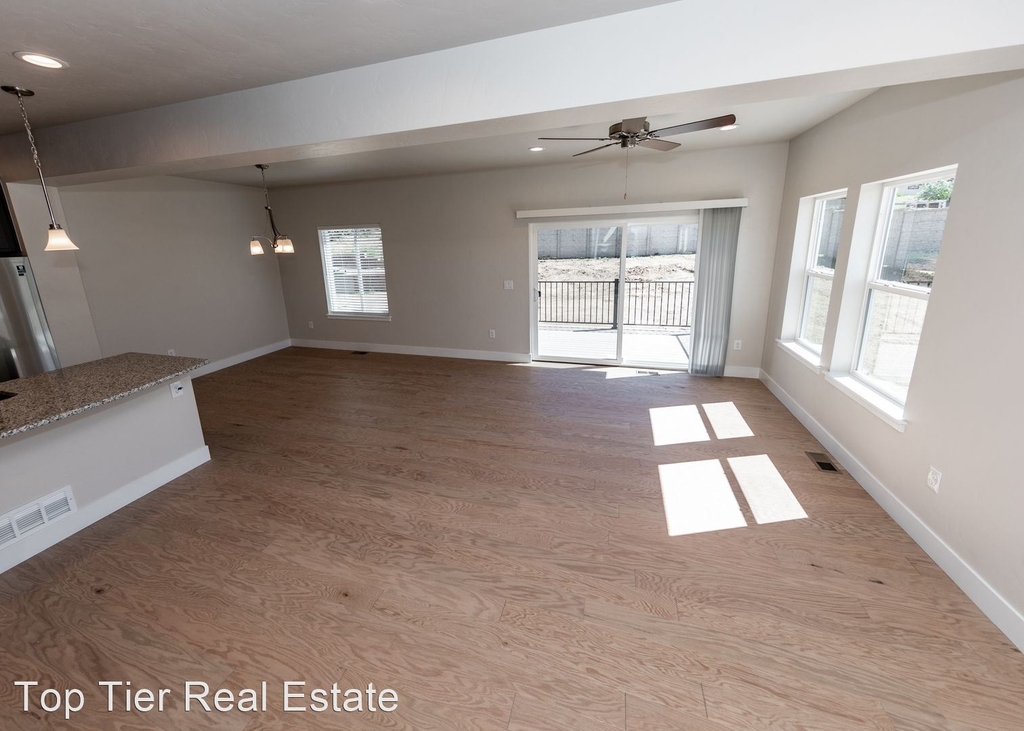 5381 Sky Top Lane - Photo 14