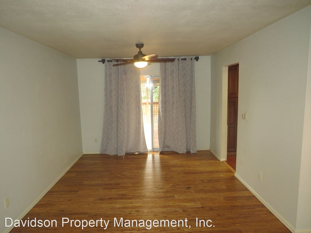 2712 Westwood Blvd - Photo 1