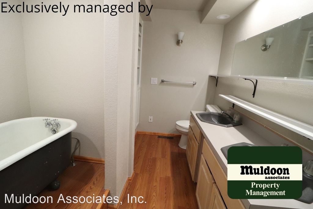 1932 Bragdon Ave - Photo 6