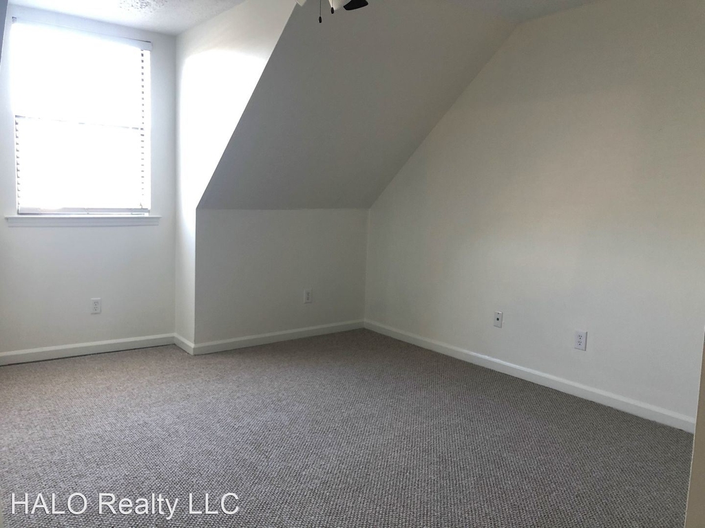 220 Deerpoint Ct - Photo 11