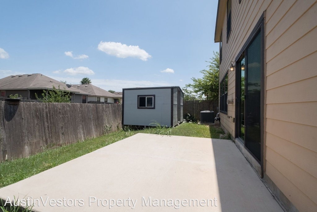 8829 Stambourne St - Photo 26