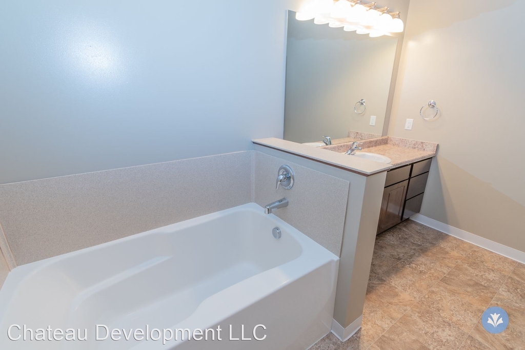 3020 S 72nd Street - Photo 11