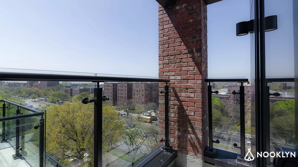 581 Ocean Parkway - Photo 7