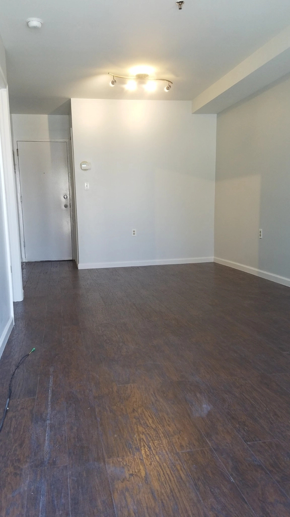 34-40 10th Street - Photo 5