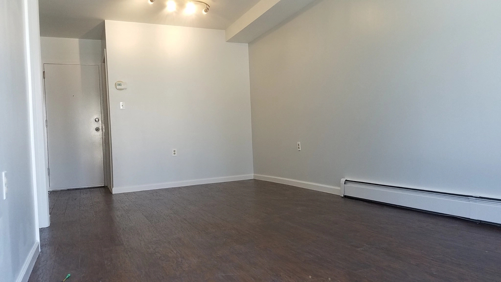 34-40 10th Street - Photo 6