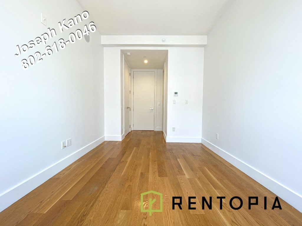 810 Flushing Avenue - Photo 13