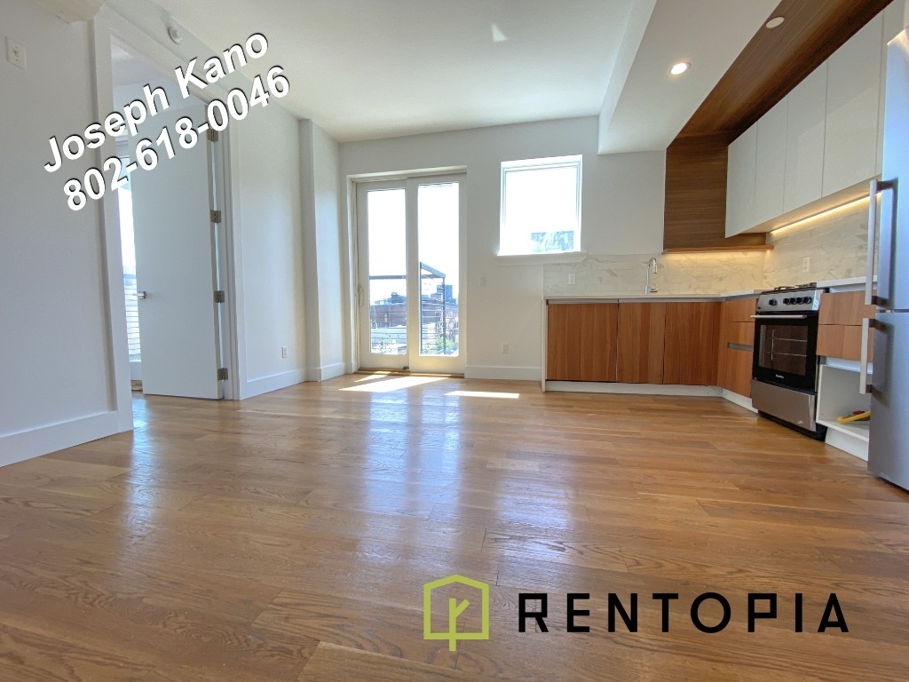 810 Flushing Avenue - Photo 1