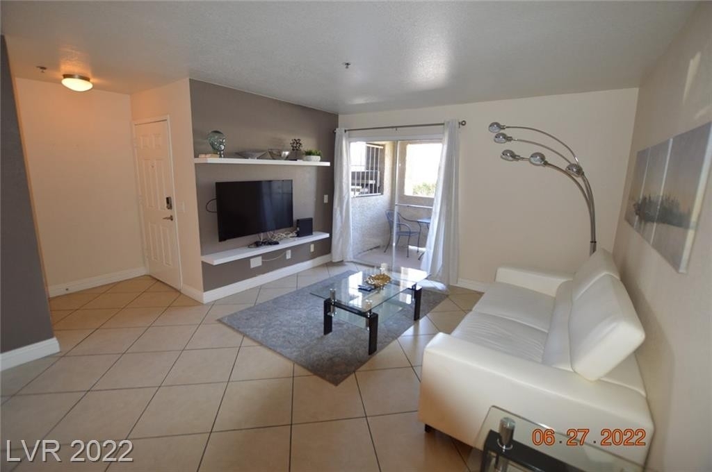 4200 South Valley View Boulevard - Photo 5