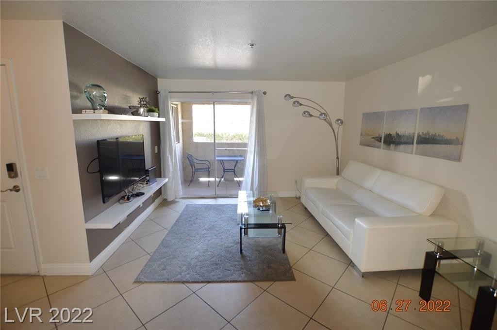 4200 South Valley View Boulevard - Photo 4