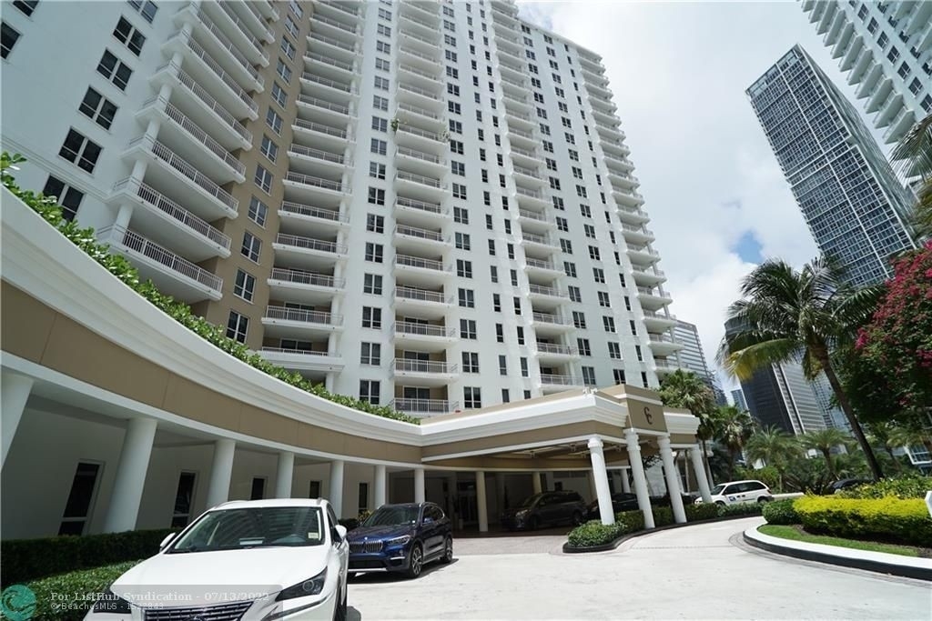 701 Brickell Key Blvd - Photo 0