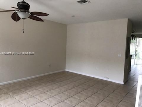 2712 Sw 82nd Ave - Photo 1