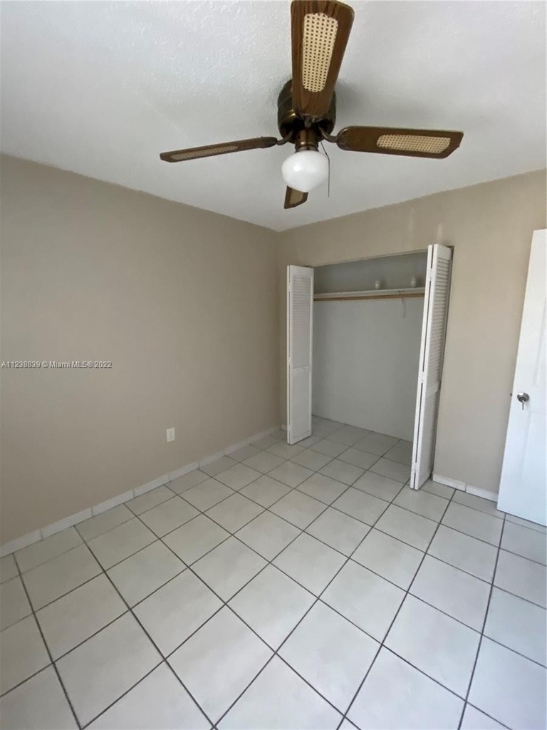 1530 Sw 2nd Street - Photo 8