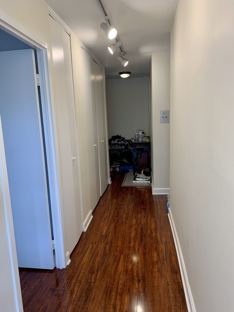 5100 N Marine Drive - Photo 9