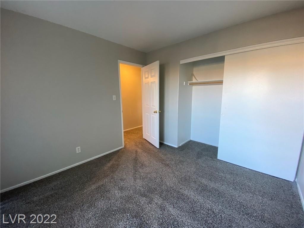 5016 Rainbow Boulevard - Photo 15