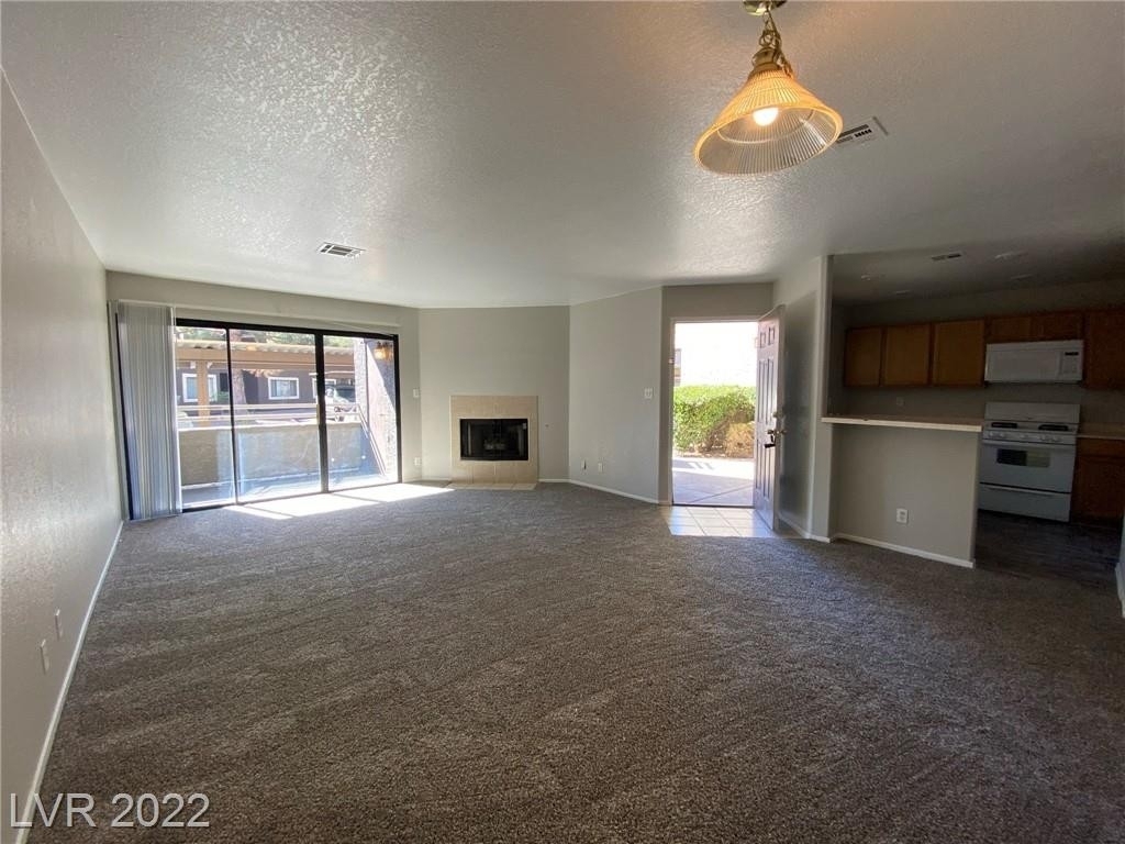 5016 Rainbow Boulevard - Photo 4