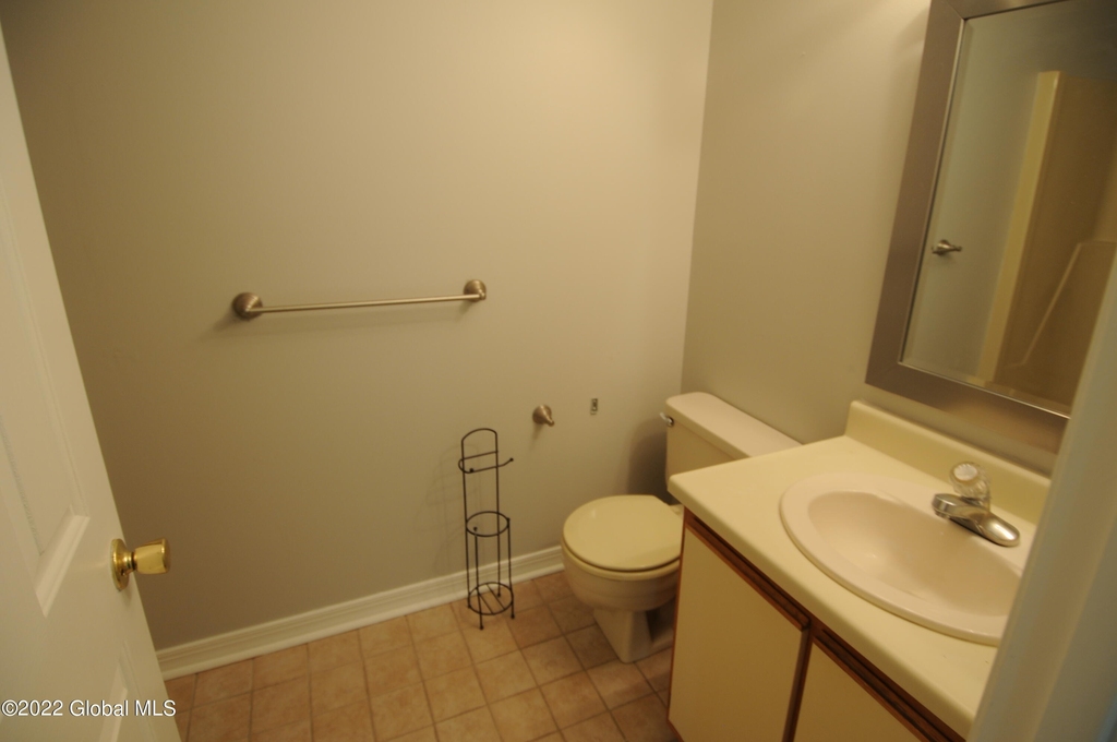 1116 Spearhead Dr - Photo 5