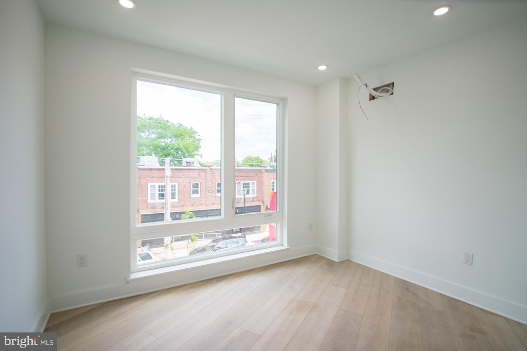 25 W Hortter Street - Photo 7