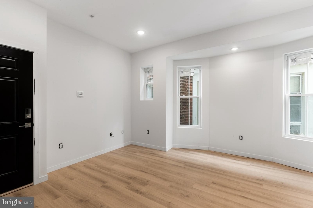 223 S 45th Street - Photo 6