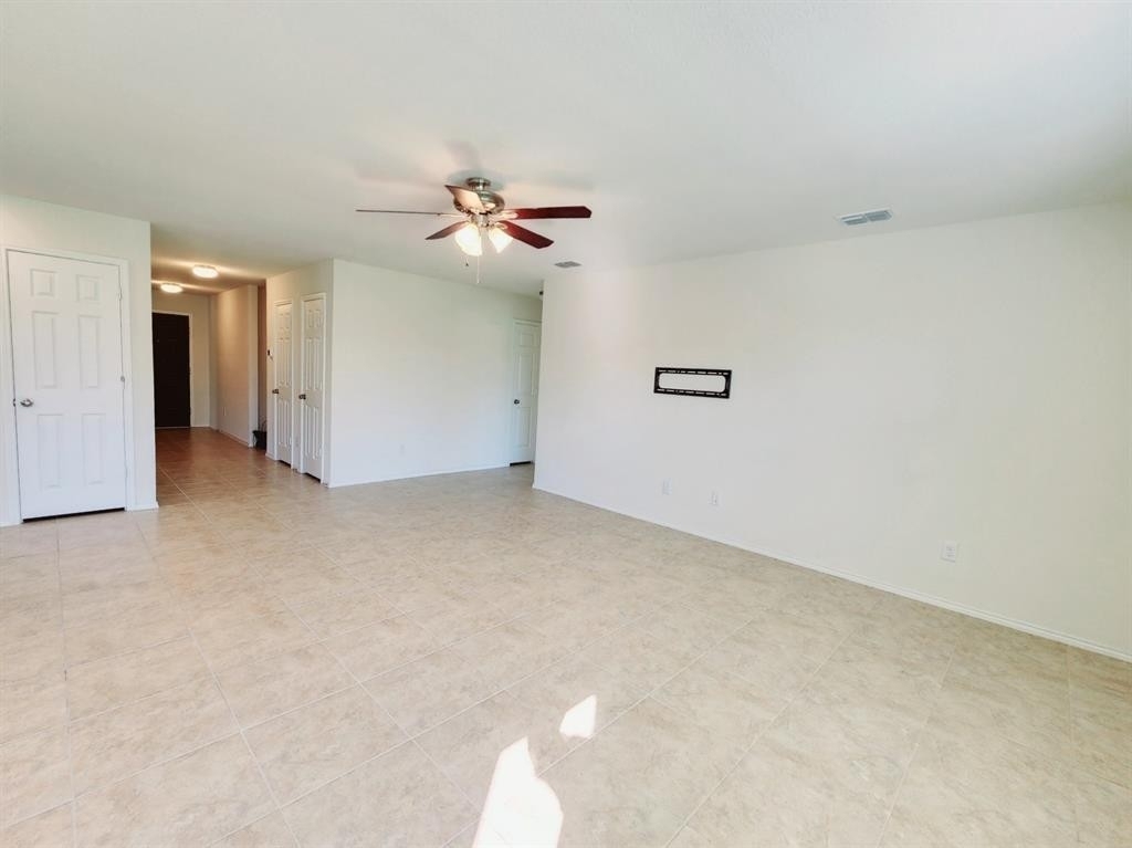 1021 Norias Drive - Photo 3