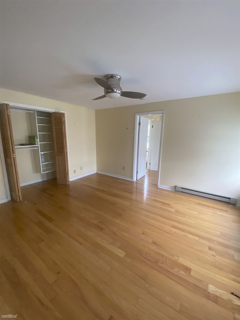 1211 Dean St - Photo 1