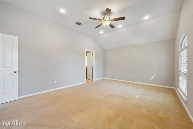 600 R Galway Bay Cove - Photo 18