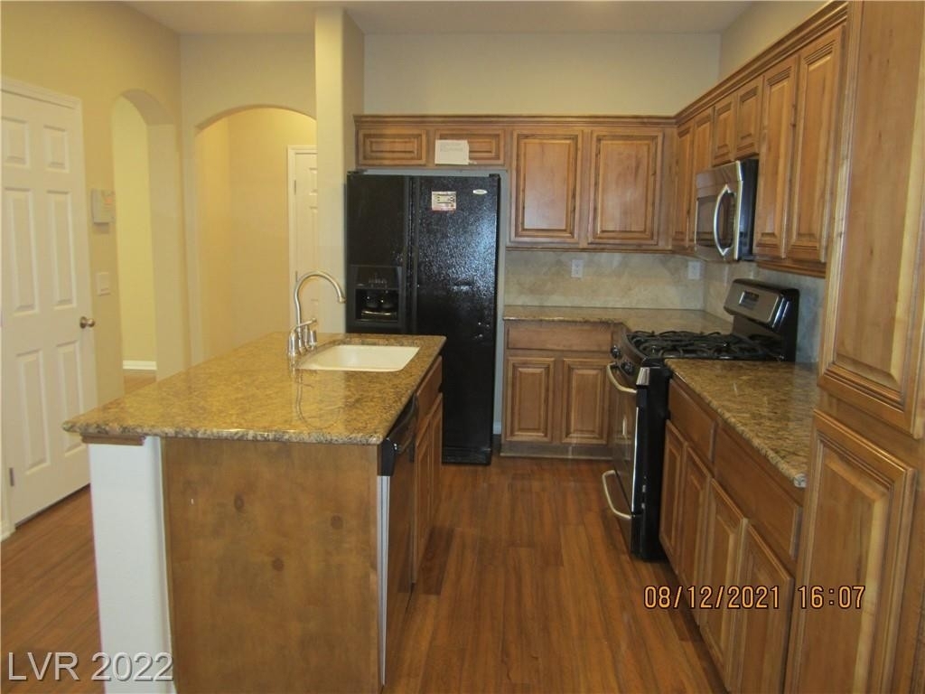 10582 Verona Wood Street - Photo 10