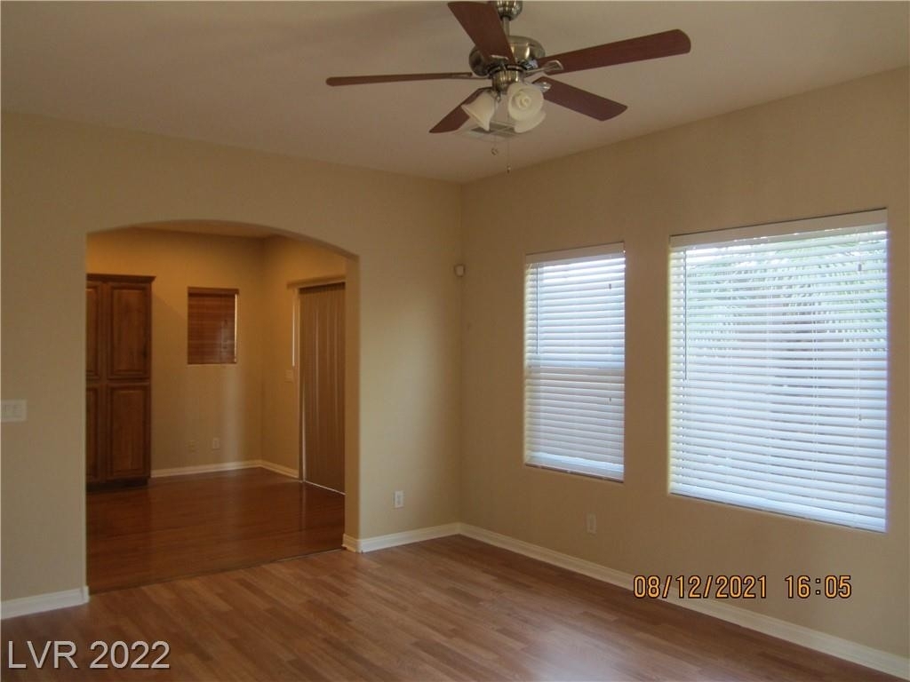 10582 Verona Wood Street - Photo 2