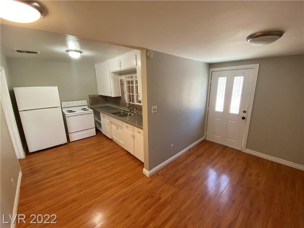 221 North 19th Street - Photo 1