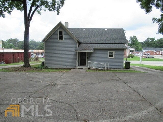 920 Maple Street - Photo 10