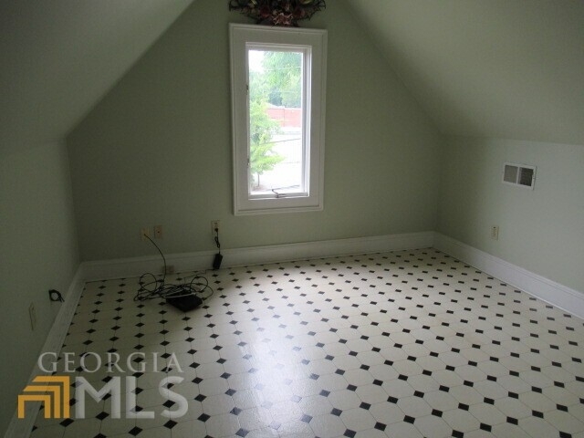 920 Maple Street - Photo 31