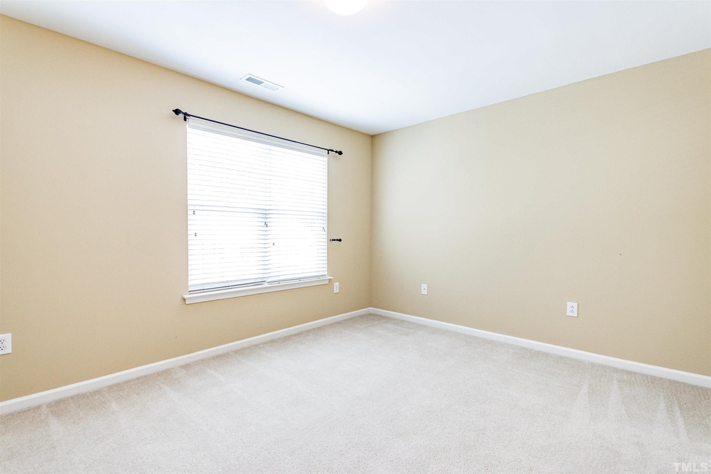 8825 Camden Park Drive - Photo 19